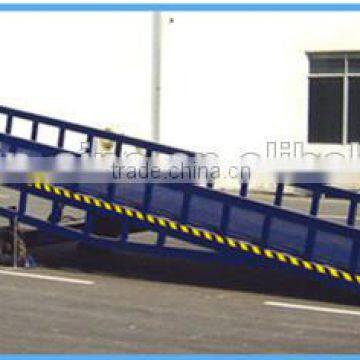 easily operated mobile hydraulic yard ramp