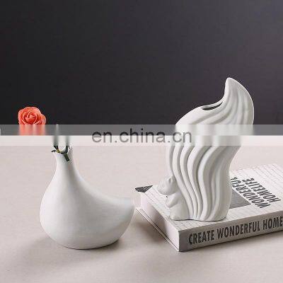 INS Modern Creative Body Shape Girl White Nordic Ceramic Vase Flower Pot Ceramic Ornaments For Home Decor Tabletop photo-3