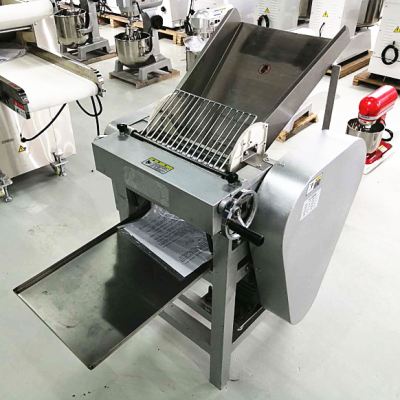 Automatic Dough Kneading Machine Dough Sheet Pressing Machine Dough Sheeter Dough Rolling Machine photo-4