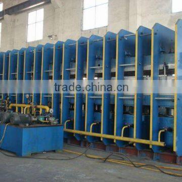 hydraulic press for tyre tread