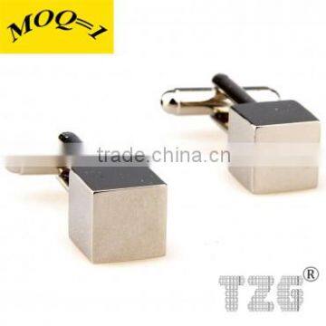 TZG00152 Fashion Metal Cufflink