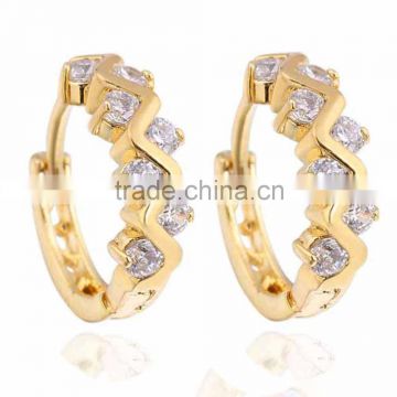 Fashion Cheap Jewelry Gold Plated Rhinestone Wave Hoop Earrings YiWu Factory Latest Design 2016