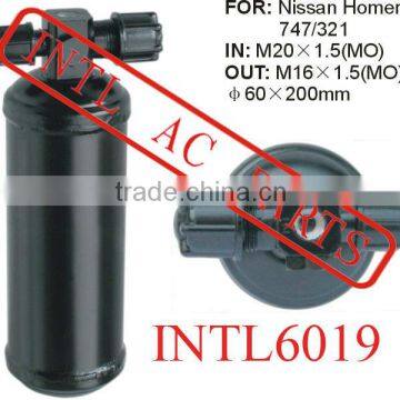 Air conditioning ac Receiver Drier Accumulator IN: M20x1.5 OUT: M16x1.5 60x200mm Filter Drier for Nissan Homer
