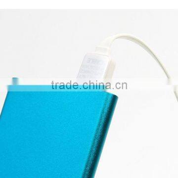 2016 portable unique design colorful smart credit card aluminum power bank 8000mah with A-class polymer battery inside