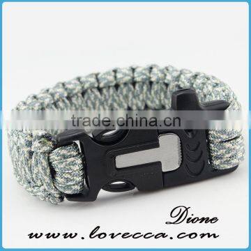 Wholesale Paracord Bracelet With Latest Features Like Compass, Knife , Whistle and Fire Starter photo-4
