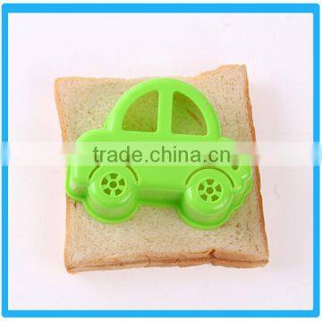 High Quality Plastic Cartoon Car Shaped Sandwich Cutter,Household Sandwich Mold,Sandwich Tray