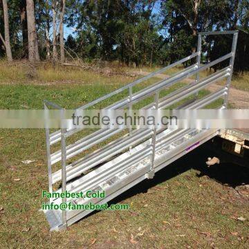 SHEEP ,GOATS LOADING RAMP, PIGS,,ALPACA,LIVESTOCK