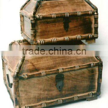 Home Decorative Antique Wooden Treasure Chest Box