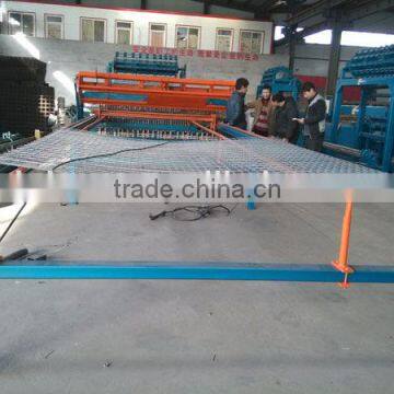 HTK Factory Welded Fence Mesh Machine photo-4