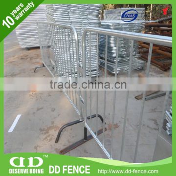 Plastic gal express mesh barrier