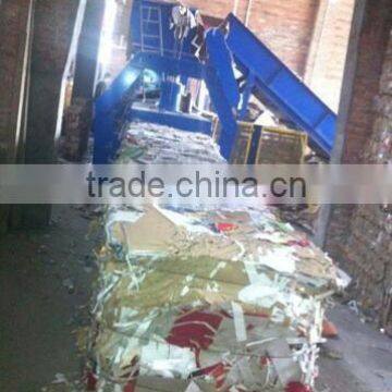CE ISO Certification Semi-Automatic Horizontal Plastic Baling Machine photo-2