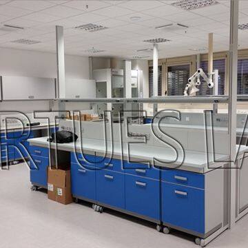 Laboratory Workbench photo-2