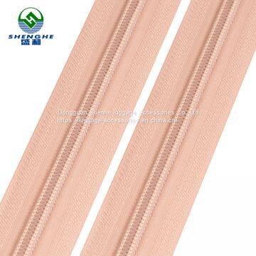 Upscale Travel Suitcase Accessories and Bag Parts Gold Teeth 5 10 Plain Long-shaped Zipper