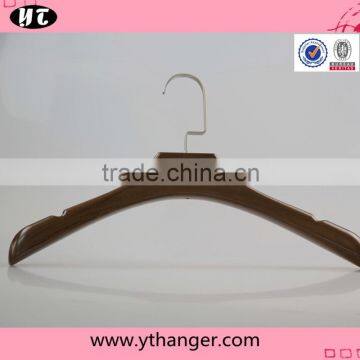Luxury Brown Matches Wooden Hanger With Notch for Wholesale photo-4