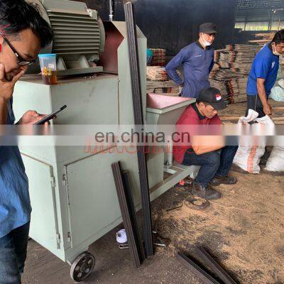 Diesel Motor Forcing Screw Propeller 300-400 Degree Temperature Biomass Briquette_machine