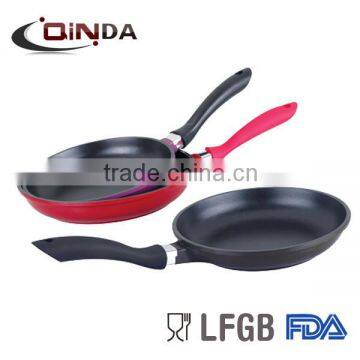 Die-casting aluminum non-stick frying pan