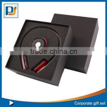 High-end Customized Promotional Gifts Portable Mobile Sets Travel USB Kits with Heahphone Bluetooth Mini Speaker