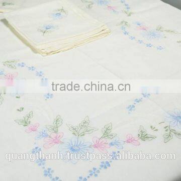 Hand embroidery white cotton table cloth No.9