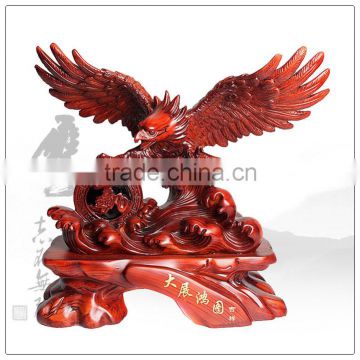 Hot selling wooden color resin eagle statue ,out door big eagle statue for business gifts