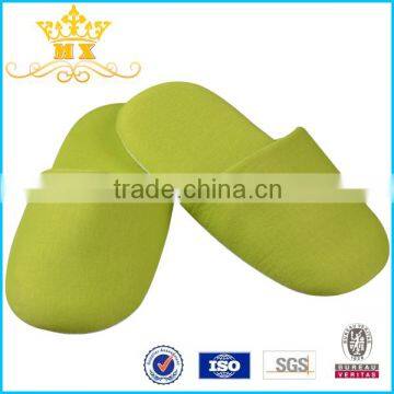 Wholesale High Quality Anti-slip Dots Sole Warm winter Slipper