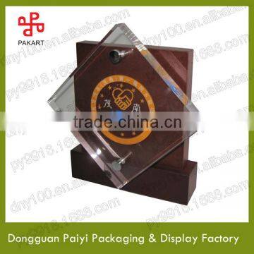 Beautiful design Acrylic trophy