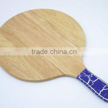 Round Pizza Cutting Board with Blue Dipped Handle
