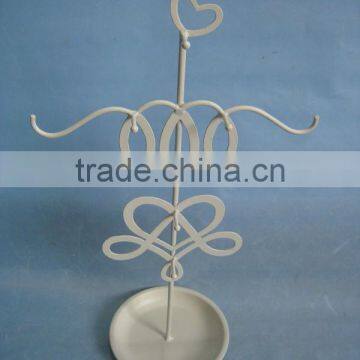 Double-hearted wrought iron candle holder wall