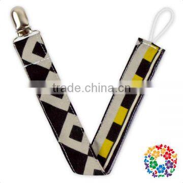 New Arrival Baby Boys Cheap Pacifier Clips Teething Sooner Holder Cotton Pacifier Holder Clip photo-2