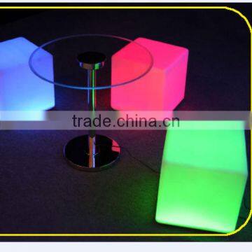 Factory Direct Sale LED Lighted Plastic RGB Cube for Table and Seat photo-4