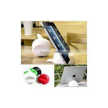2012 HOT design silicone phone stand holder for iphone 5