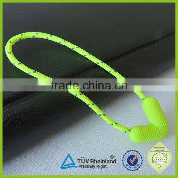 Manufacturer customized sportwear accessory rubber zipper slider and puller