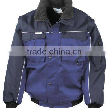 Canvas fabric Multifunctional work jacket Durable windproof and showerproof with a fleece lined jacket