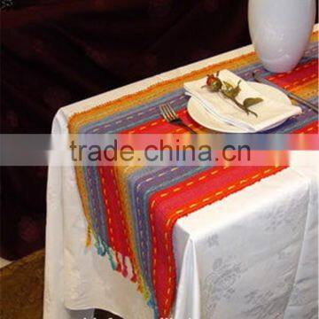 Decorative Jacquard Home Reataurant Satin Table Runner
