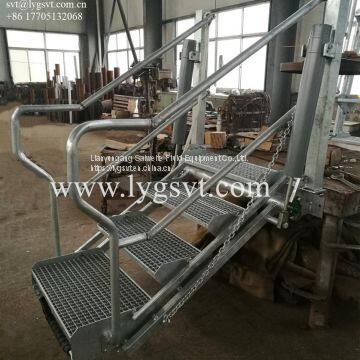 Folding ladder stairs for safe access to truck / train and platform 3 to 5 steps