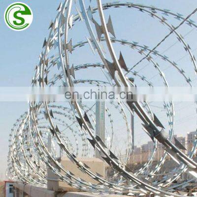 Direct factory wholesale 900 mm Coil diameter Galvanized military concertina razor barbed wire