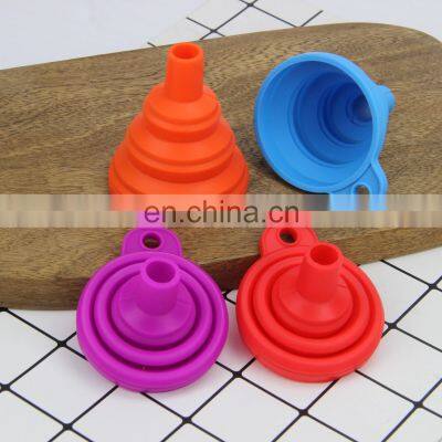 Kitchen Tools Silicone Foldable Portable Household Liquid Dispensing Funnels photo-2