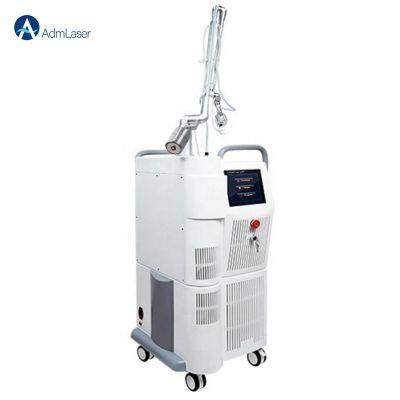 Equipo de belleza láser CO2 fraccionado vertical para salones y clínicas con aprobación CE de rejuvenecimiento cutáneo fraccionado con CO2