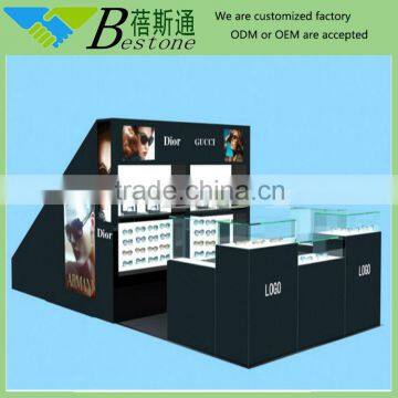Famouse brand used sunglass kiosk, single glass display showcase for sale