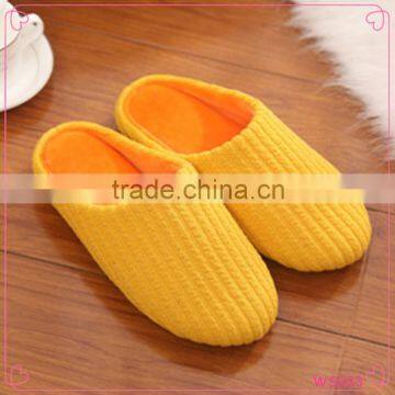 Hot selling Winter Soft Sole Home Cotton Slippers Simple Design Couple Slippers