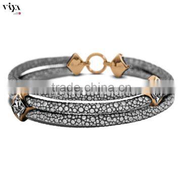 Sting Ray Men Bracelet Exotic Leather Jewelry Rhombus Clasp Triple Leather Bracelet