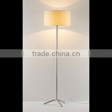 white fabric lampshade Led floor light