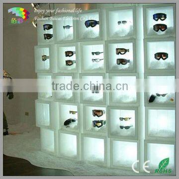 LED Glow Cube BCR-151C for Holding Things