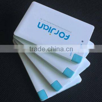 2015 best selling power bank built in 2000mah can add the adapter for iphone