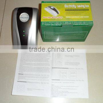 Power Electricity Energy Saver/Power Saving Box With US/BS/EU/AU Plugs