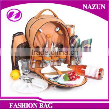 Insulation 22L Outdoor 4 Persons Tableware 600D Oxford Picnic Backpack