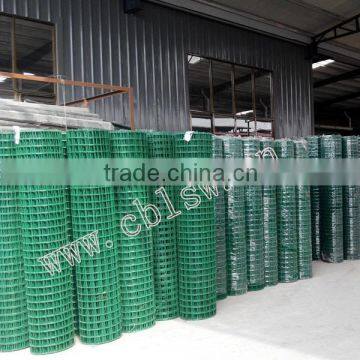 Plastic coated welded rabbit cage wire mesh