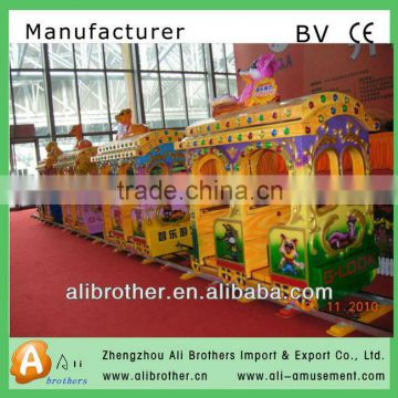 2013 new design indoor/outdoor kids mini track train