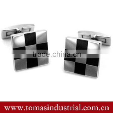 Guangzhou promotional and fashion custom men cufflinks