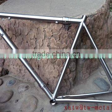 titanium road bike frame with S&S coupler titanium S&S coupler road bike frame