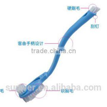 Colorful plastic cleaning brush for shoe